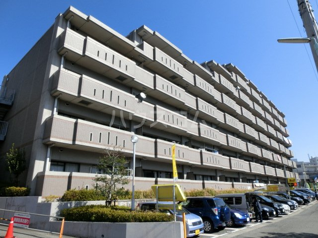 2/4 外観