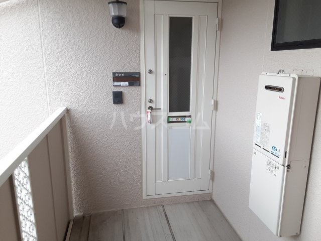 3/7 エントランス