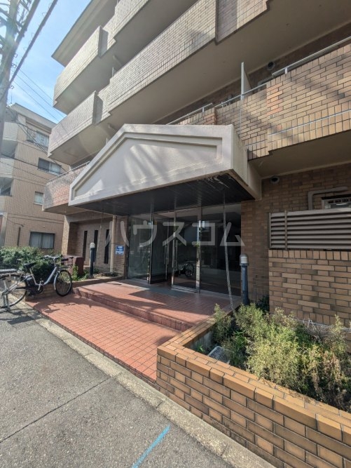 3/4 エントランス