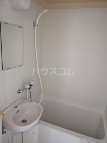 13/30 洗面
