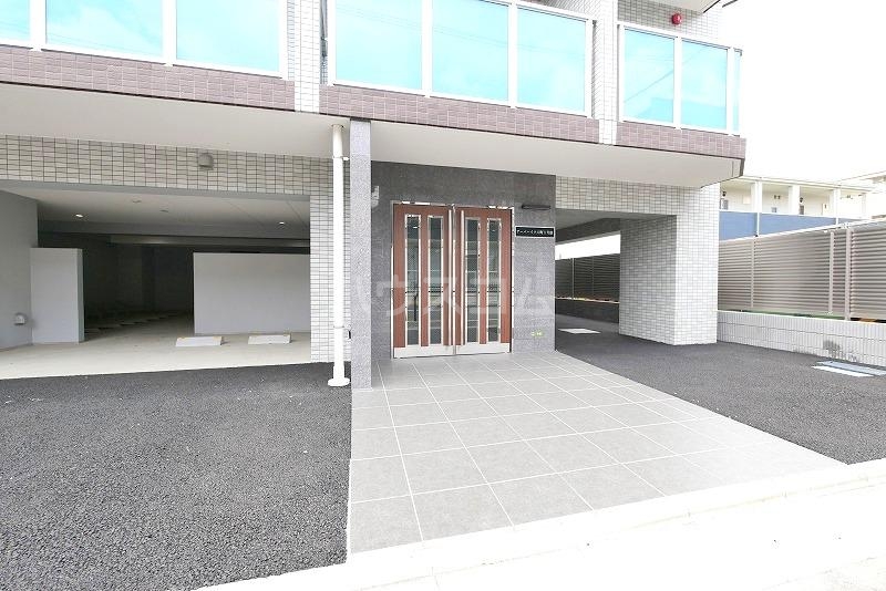 21/24 エントランス