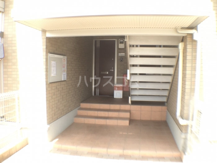 19/21 エントランス