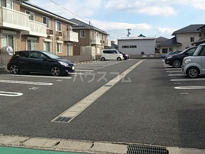 17/19 駐車場