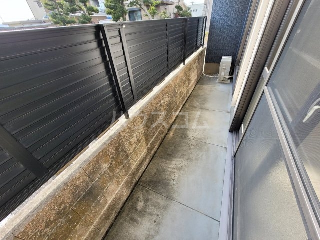 20/30 バルコニー