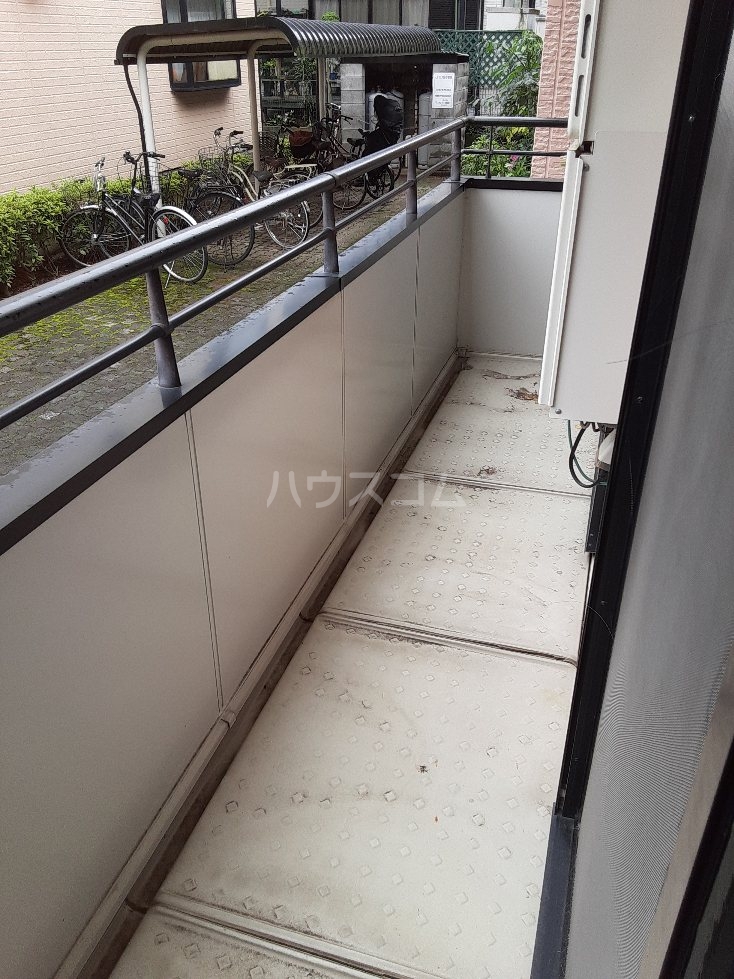 25/30 バルコニー