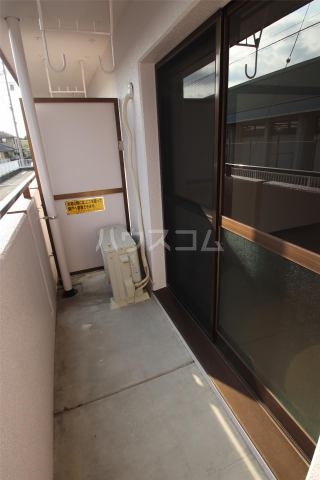 16/19 バルコニー