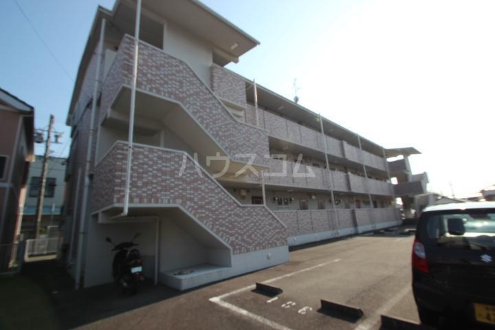 15/16 駐車場