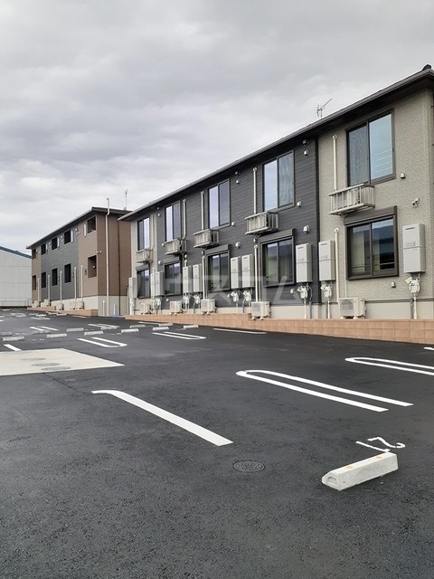 14/20 駐車場