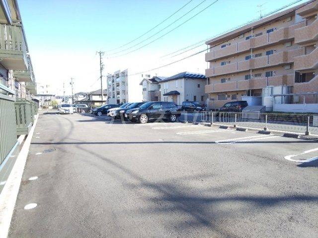 16/19 駐車場