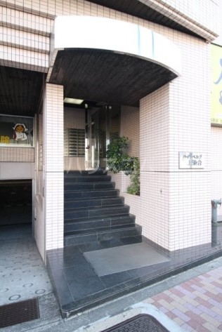 2/3 エントランス