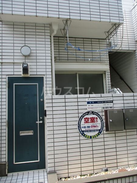 15/21 エントランス