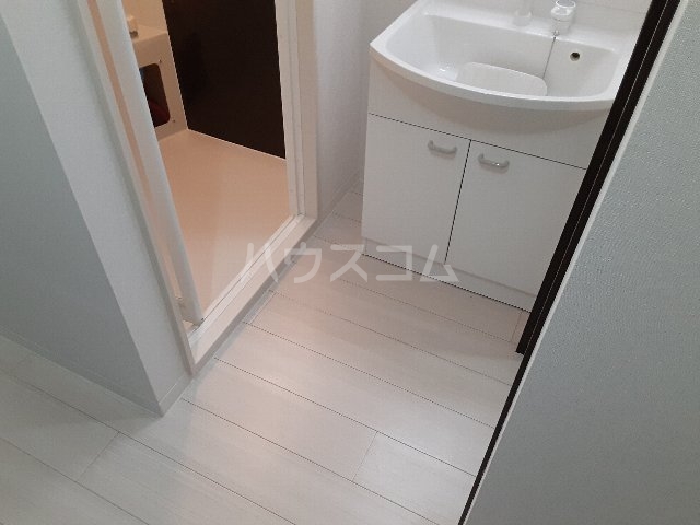 13/30 洗面