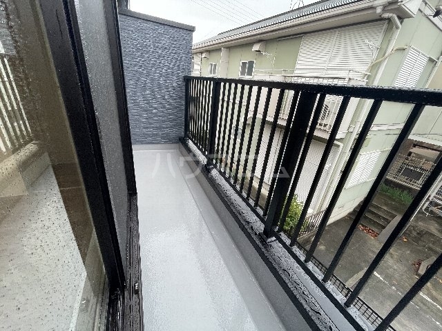 16/27 バルコニー