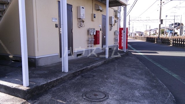 25/30 エントランス