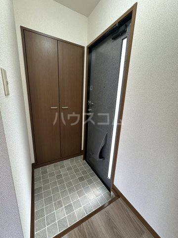 13/30 玄関