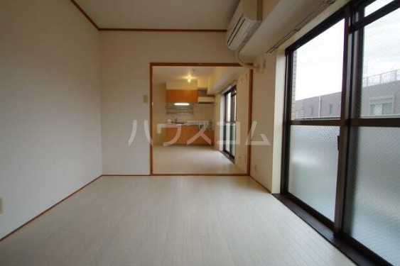 3/7 リビング/ダイニング