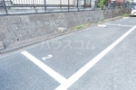 ビレッジハウス戸川１号棟駐車場
