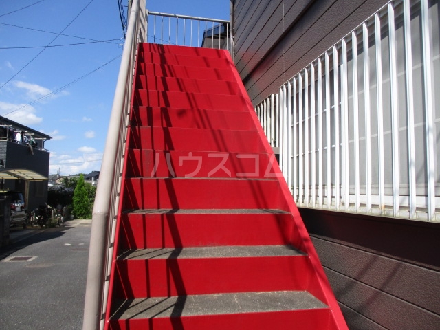 2/3 エントランス