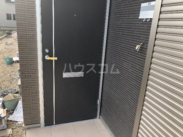 2/5 エントランス