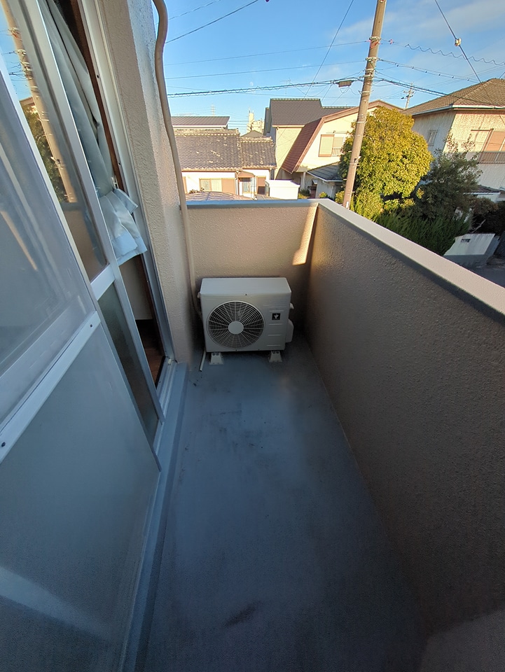 13/22 バルコニー