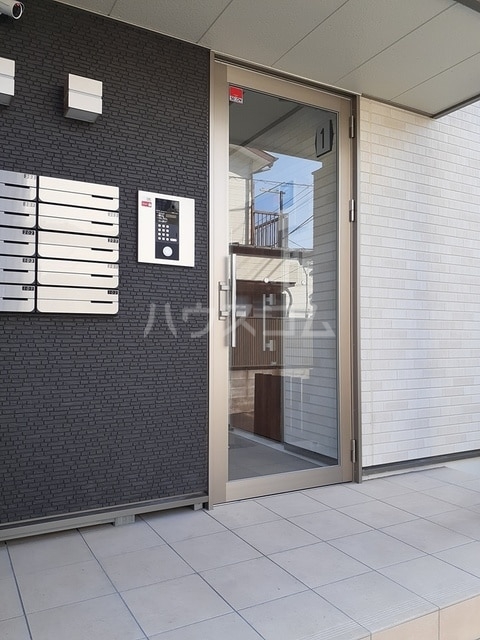 15/20 エントランス