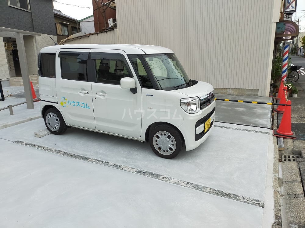 22/25 駐車場
