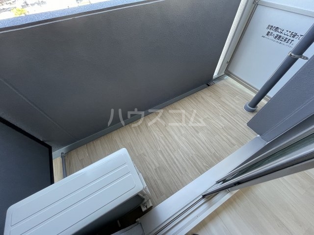 18/30 バルコニー