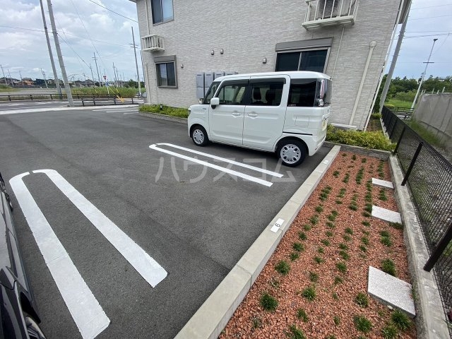 22/29 駐車場