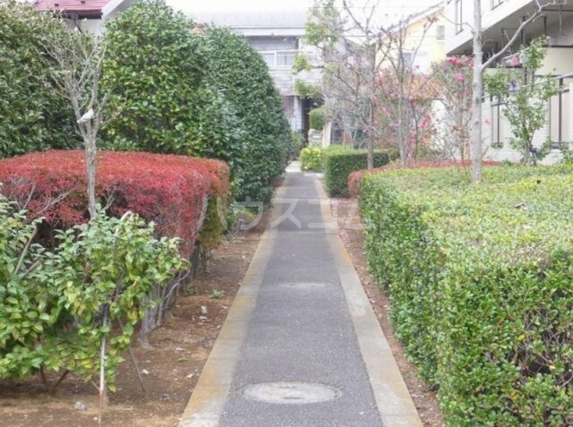 15/15 エントランス