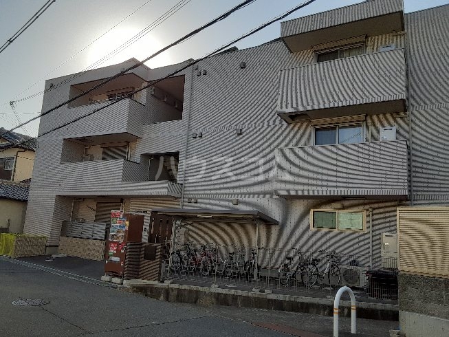 2/30 外観