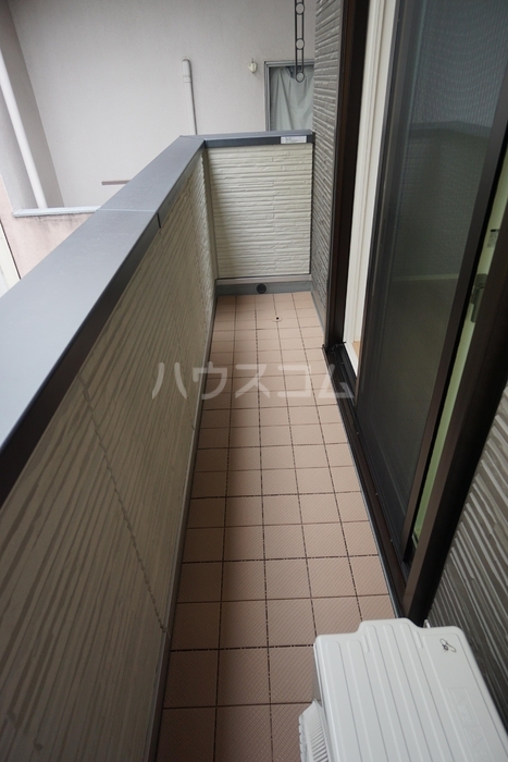 13/18 バルコニー