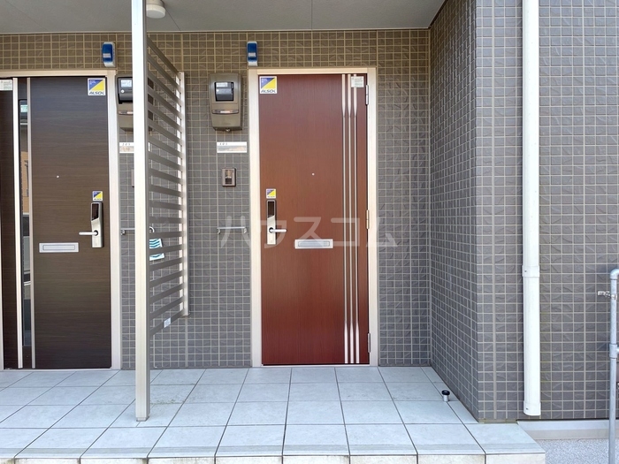 2/3 エントランス