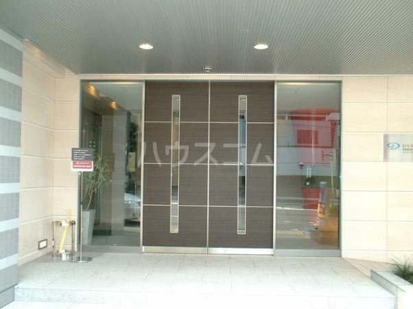 17/21 エントランス