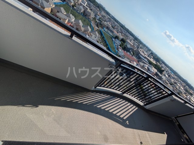 21/30 バルコニー