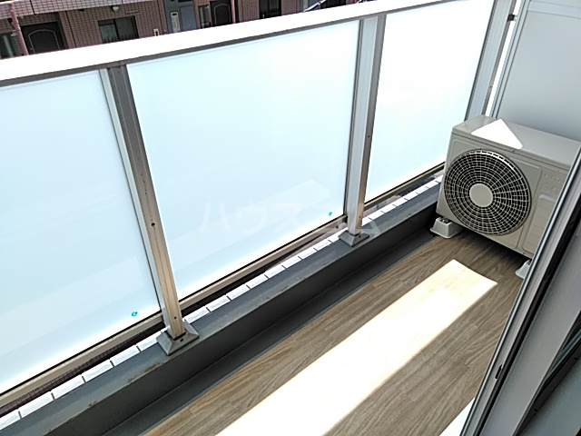 16/27 バルコニー