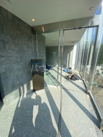 19/29 エントランス