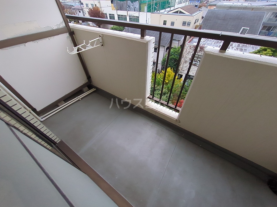13/28 バルコニー