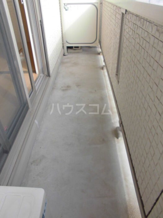 15/28 バルコニー