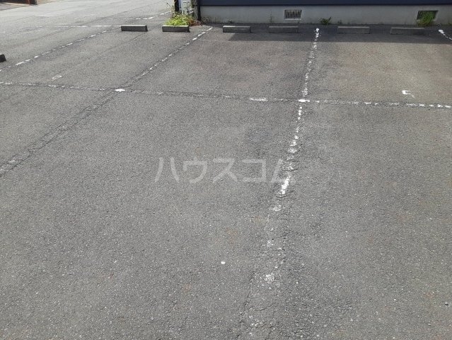 22/24 駐車場
