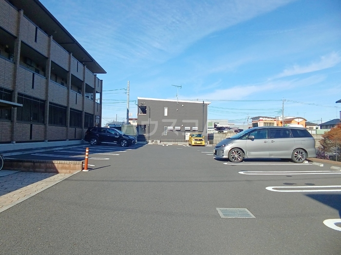 22/30 駐車場