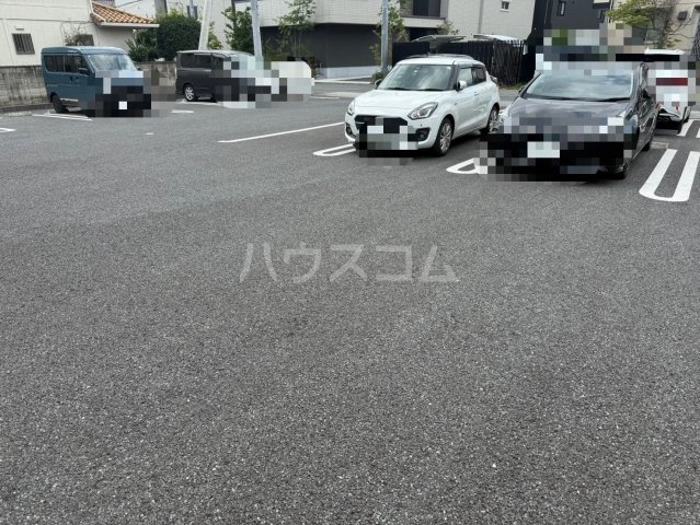 3/4 駐車場