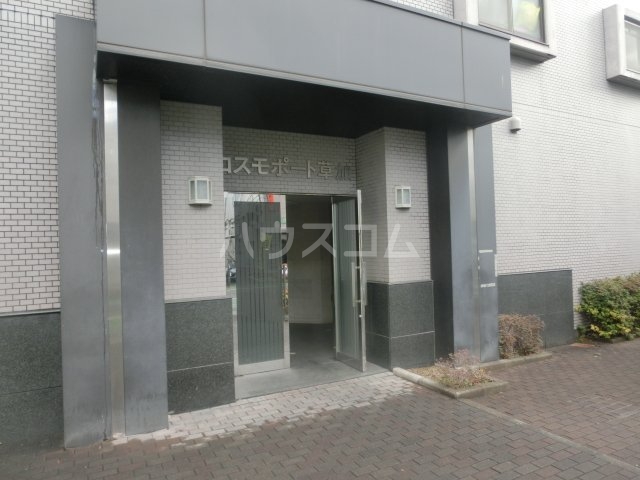 2/3 エントランス