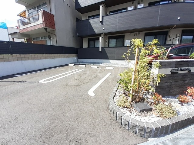 15/21 駐車場
