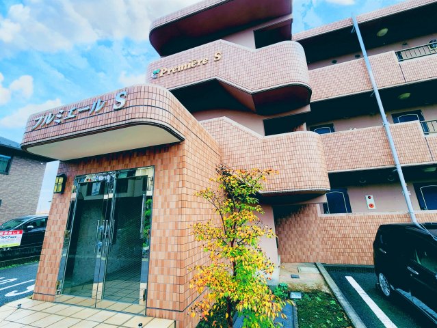 15/25 エントランス