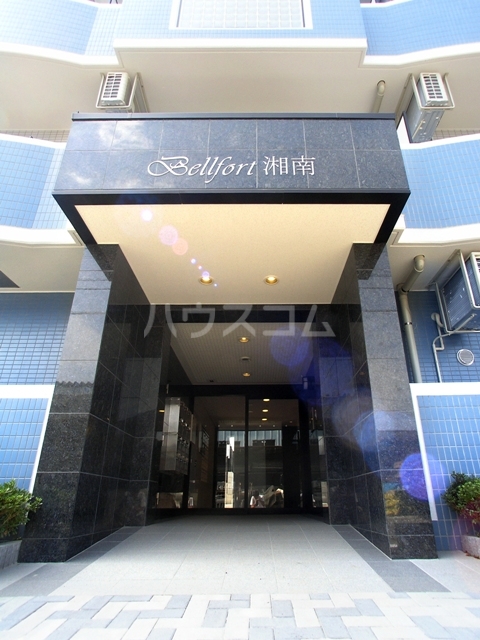 26/30 エントランス