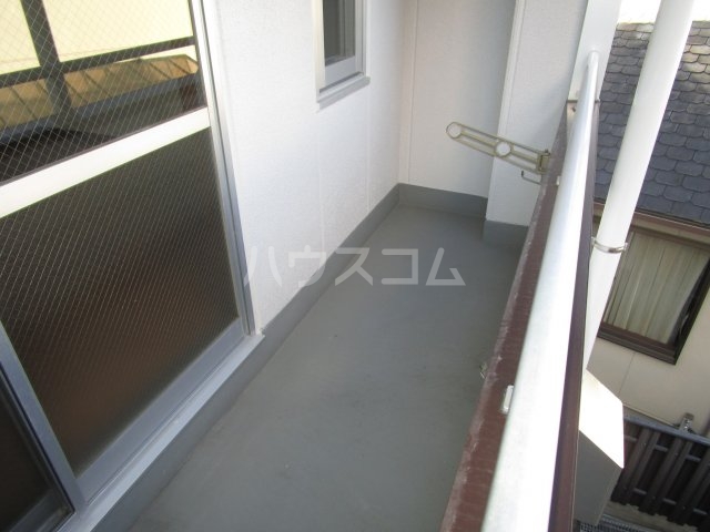 17/28 バルコニー