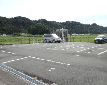 16/19 駐車場