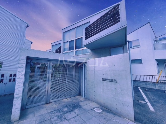 2/30 外観