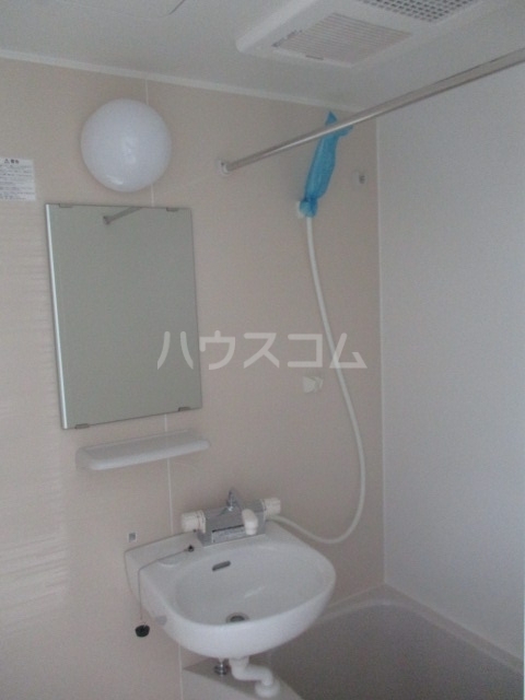13/30 洗面