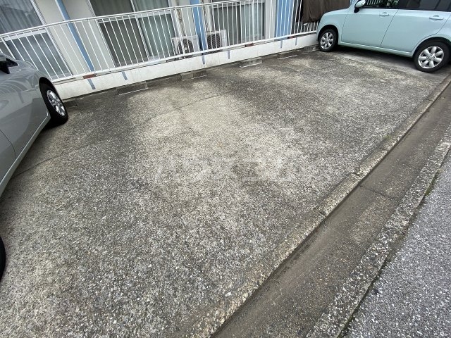 5/6 駐車場